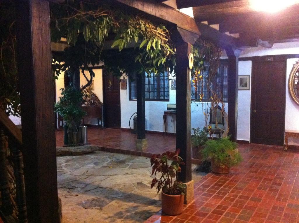 Hotel Los Frayles Вилья-де-Лейва Экстерьер фото