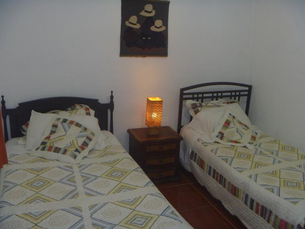 Hotel Los Frayles Вилья-де-Лейва Номер фото