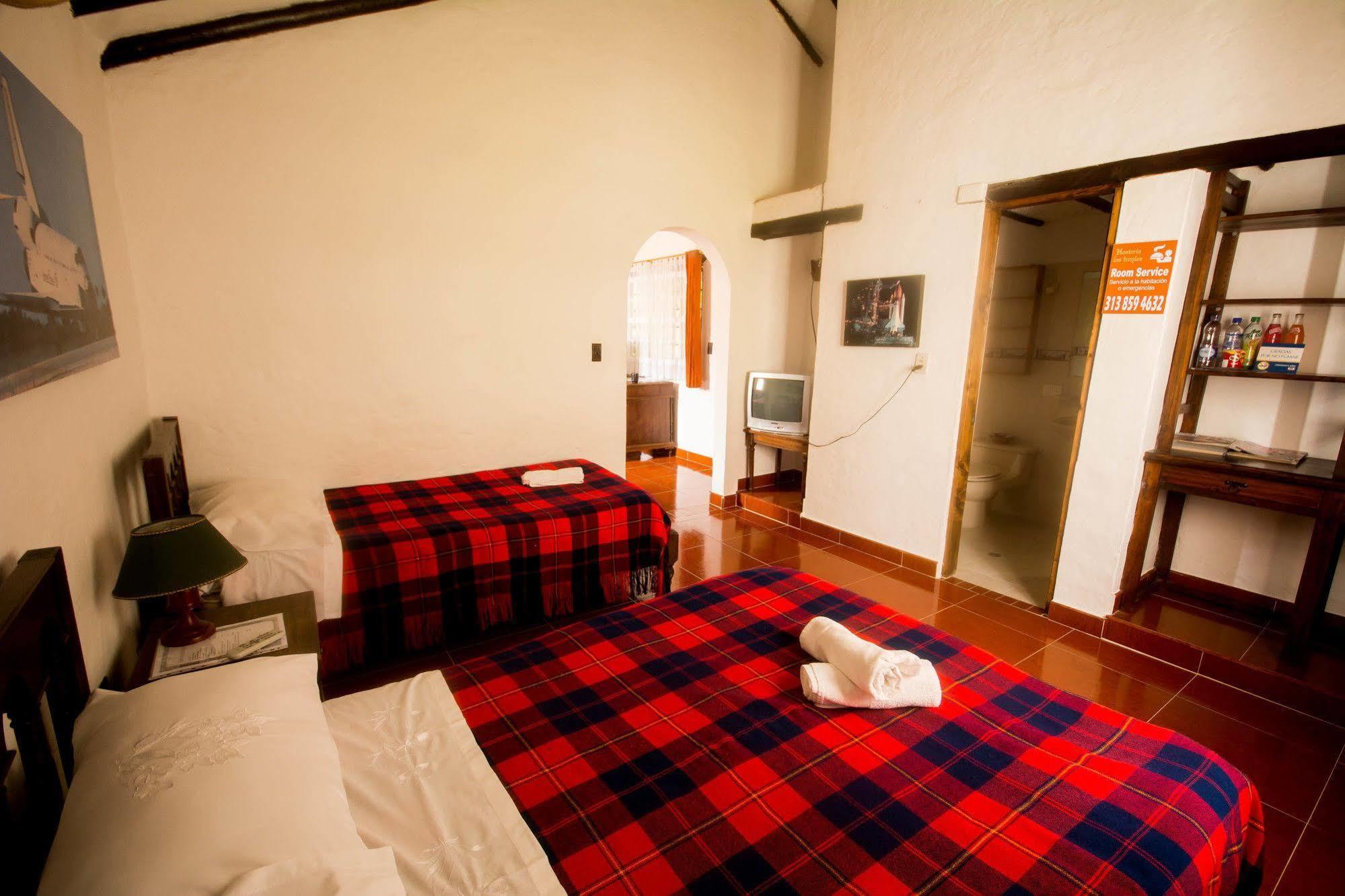 Hotel Los Frayles Вилья-де-Лейва Экстерьер фото